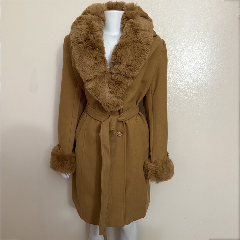 Khaki removable faux fur on collar and cuffs belted pea coat